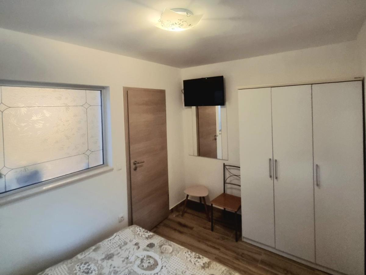 Apartments Luxury Oasis Makarska Exterior foto