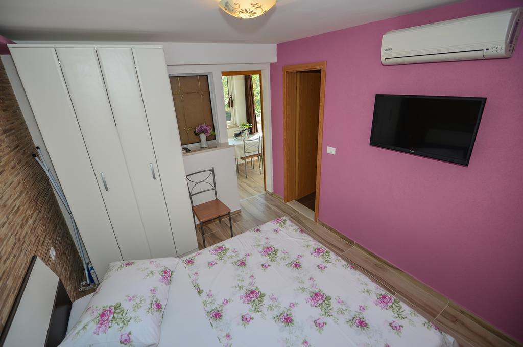 Apartments Luxury Oasis Makarska Exterior foto